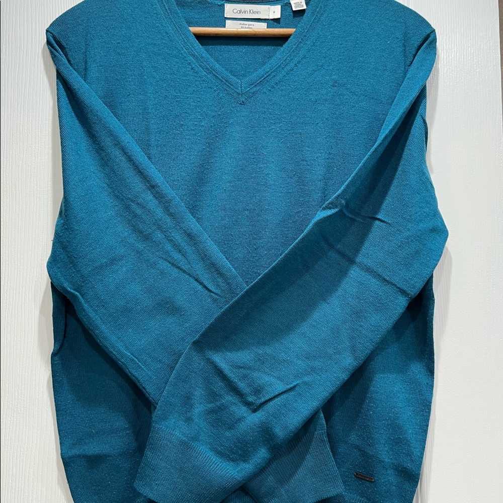 Calvin Klein V-Neck Teal Color Sweater, Medium - Picture 5 of 14